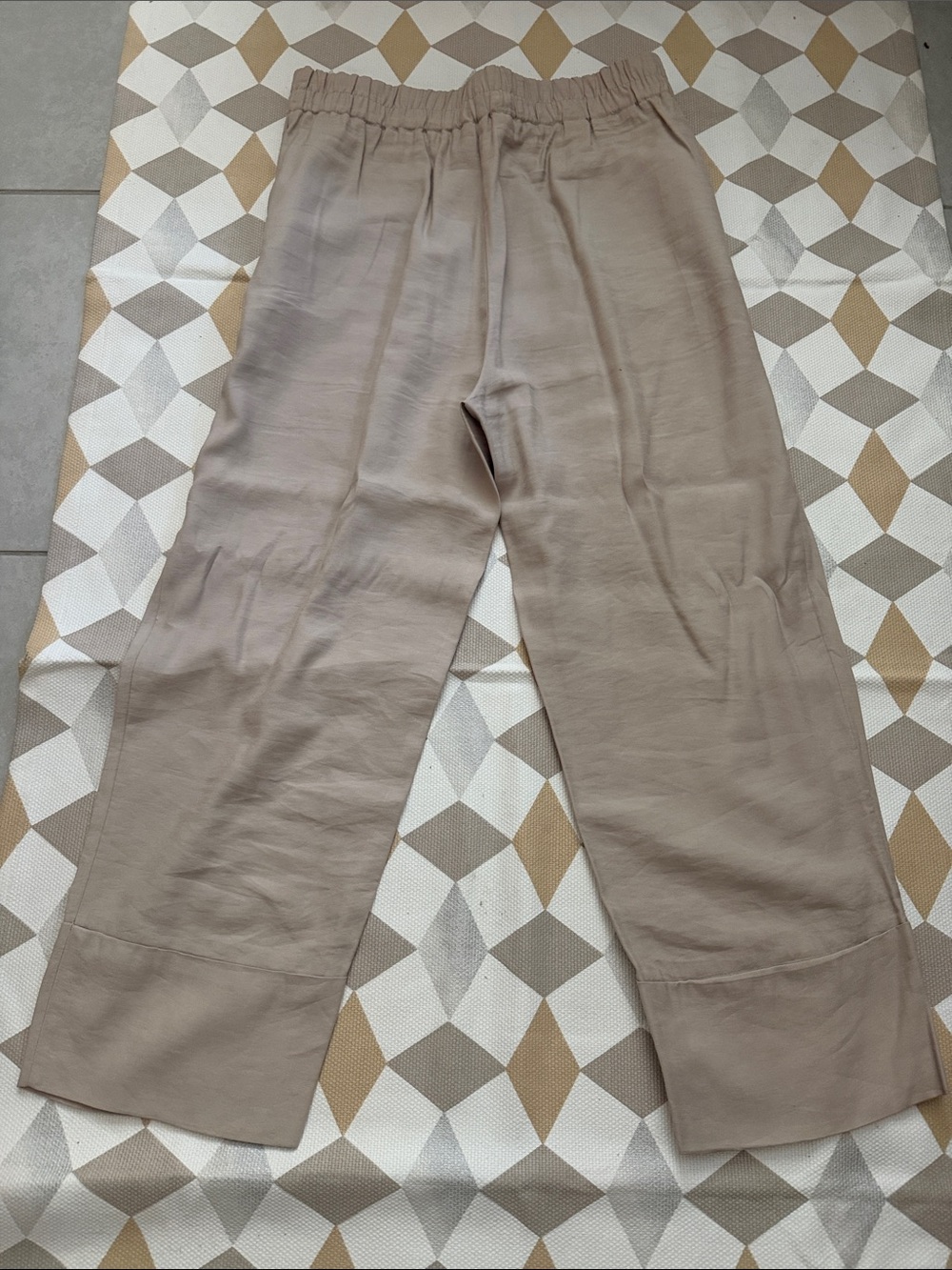Zara Women's Cropped Elastic-Waist Pants in Taupe